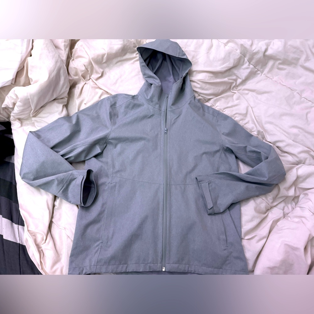 Uniqlo  rain jacket size. Large in nwot condition